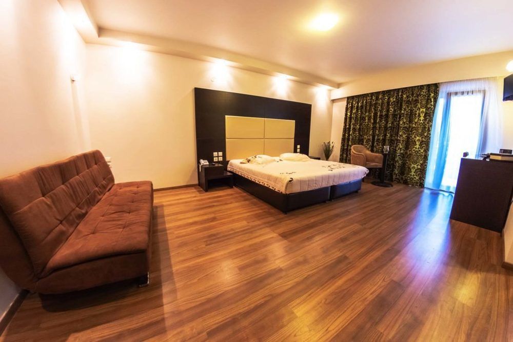 Giotis Boutique Hotel Ioannina Exterior photo