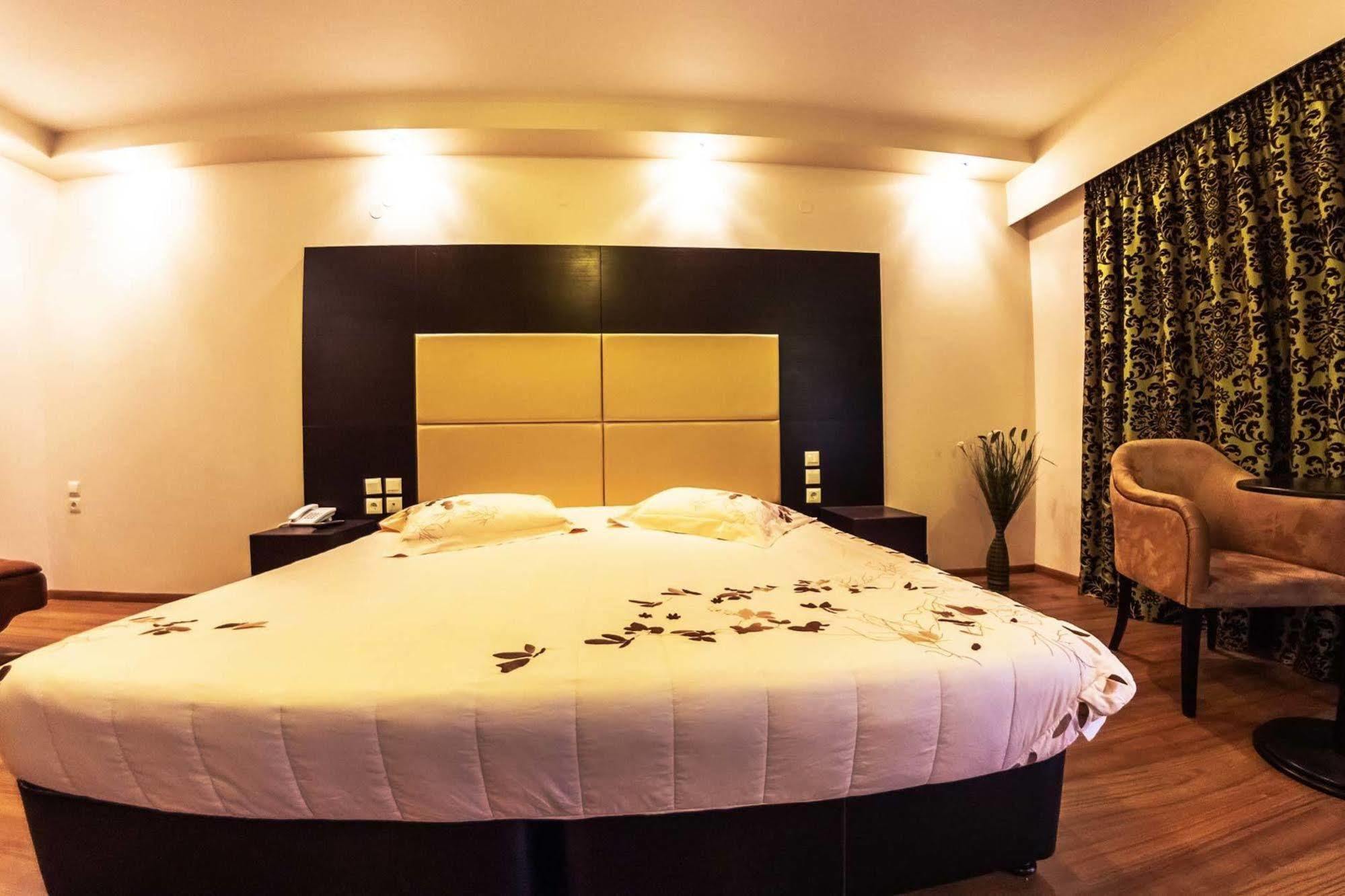 Giotis Boutique Hotel Ioannina Exterior photo